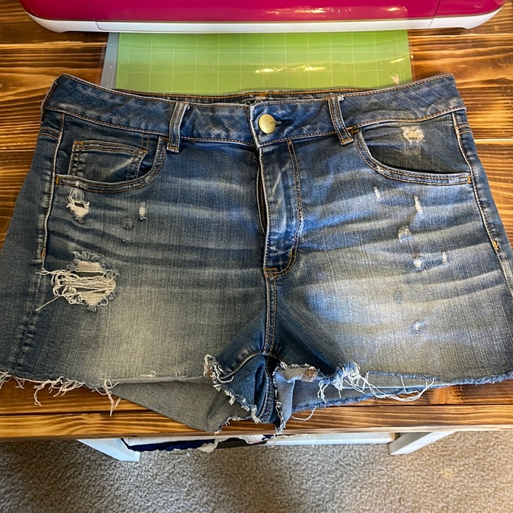 16. American Eagle super stretch cut off shorts. EUC.